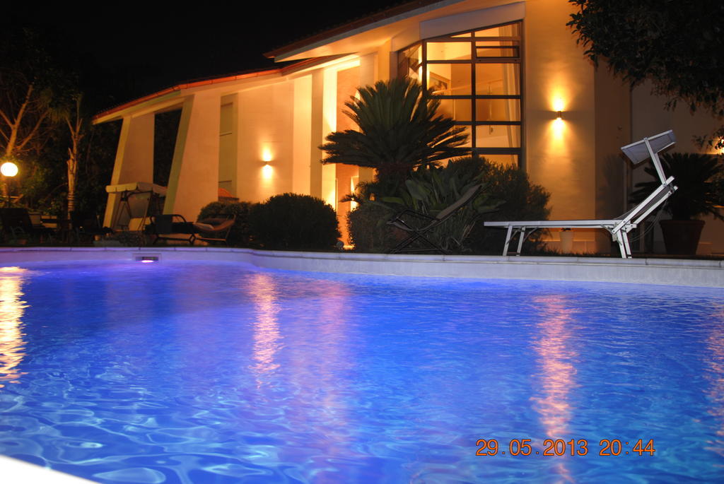 Relais Villa Stella Taranto Exterior photo
